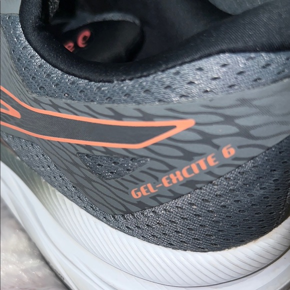 Asics Gray and Black Athletic Shoes with‎ Breathable Mesh - Picture 12 of 16